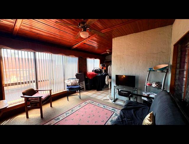 3 BEDROOM HOUSE FOR SALE IN THE HILL